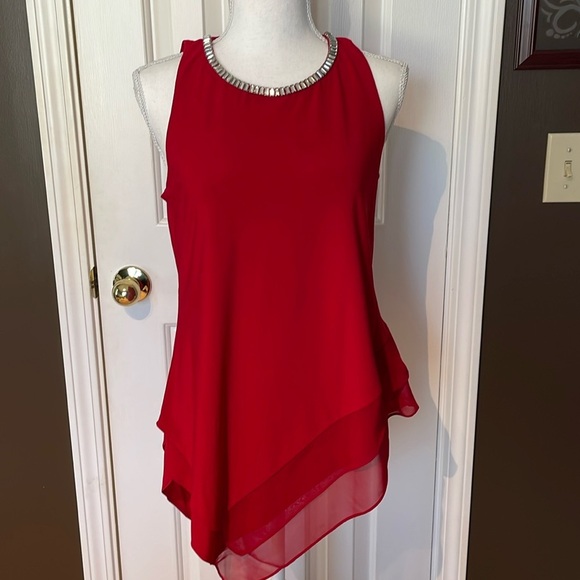 MSK Brand Ladies Red Sleeveless Dressy Top with Metallic Detail. Medium - Picture 1 of 10